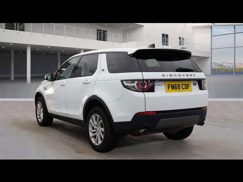 Land Rover Discovery Sport 2.0 Discovery Sport SE Tech TD4 Auto 4WD 5dr 5dr Automatic 2025