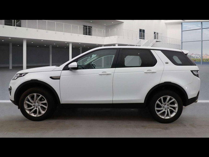 Land Rover Discovery Sport 2.0 Discovery Sport SE Tech TD4 Auto 4WD 5dr 5dr Automatic 2025