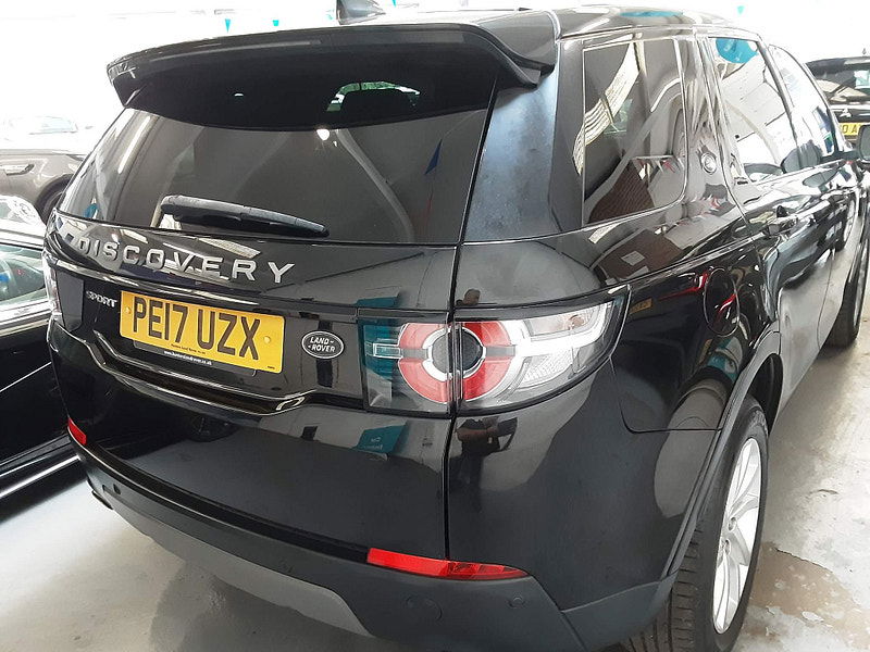 Land Rover Discovery Sport 2.0 TD4 SE Tech Auto 4WD Euro 6 (s/s) 5dr 5dr Automatic 2025