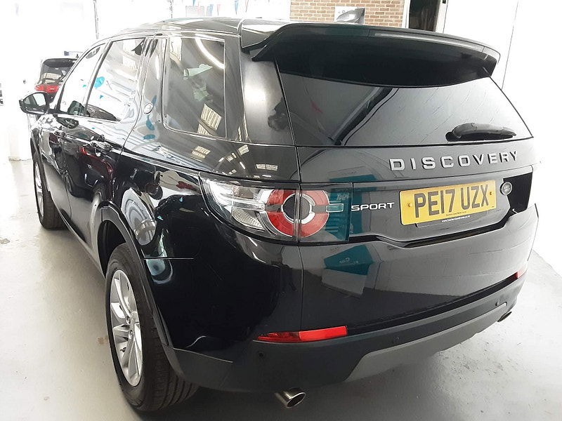 Land Rover Discovery Sport 2.0 TD4 SE Tech Auto 4WD Euro 6 (s/s) 5dr 5dr Automatic 2025