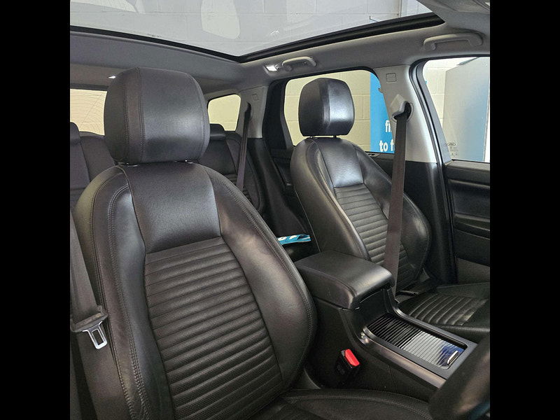 Land Rover Discovery Sport 2.2 Discovery Sport Luxury HSE SD4 Auto 4WD 5dr 5dr Automatic 2025