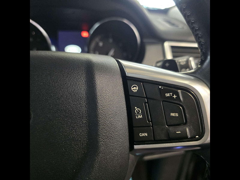 Land Rover Discovery Sport 2.2 Discovery Sport Luxury HSE SD4 Auto 4WD 5dr 5dr Automatic 2025