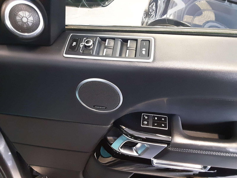 Land Rover Range Rover 4.4 Range Rover Vogue SDV8 Auto 4WD 5dr 5dr Automatic 2026