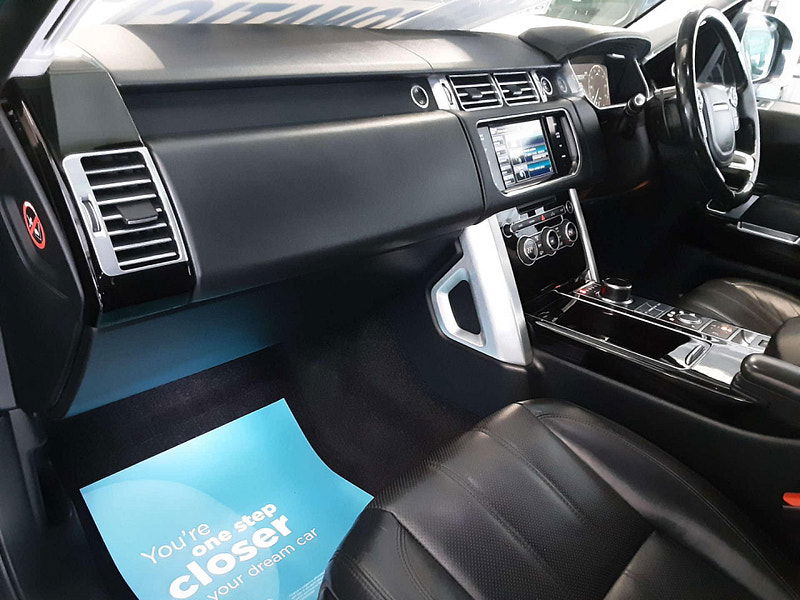 Land Rover Range Rover 4.4 Range Rover Vogue SDV8 Auto 4WD 5dr 5dr Automatic 2025