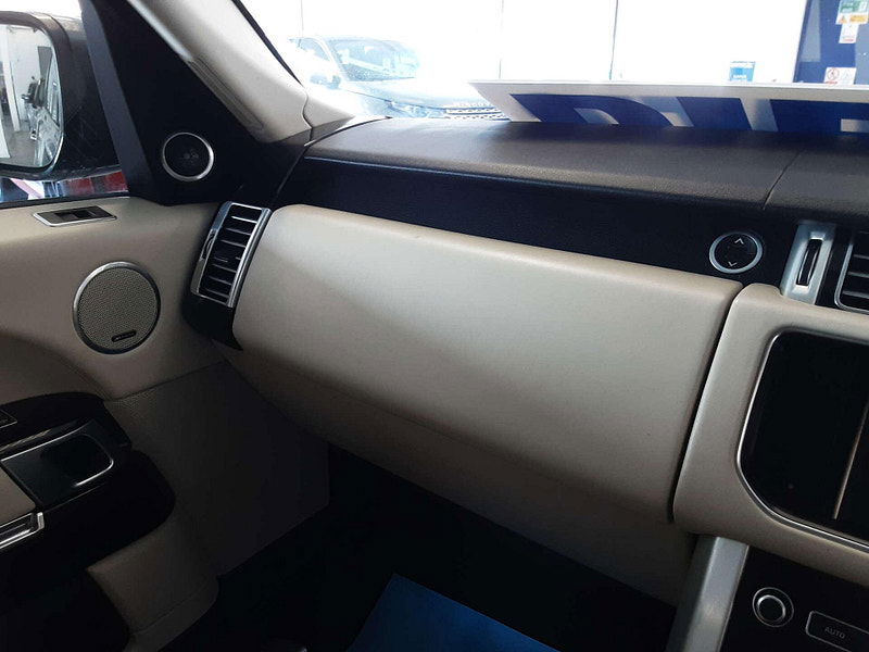 Land Rover Range Rover 4.4 Range Rover Vogue SDV8 Auto 4WD 5dr 5dr Automatic 2025