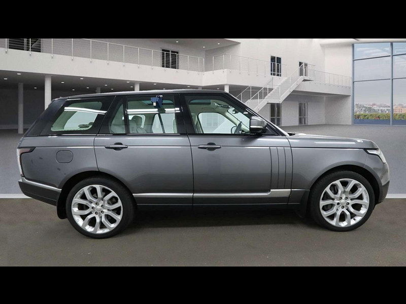 Land Rover Range Rover 4.4 Range Rover Vogue SDV8 Auto 4WD 5dr 5dr Automatic 2025