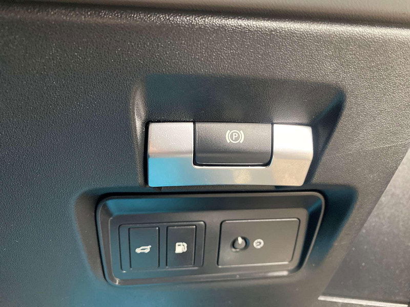 Land Rover Range Rover Evoque 1.5 P300e 12.2kWh R-Dynamic HSE Auto 4WD Euro 6 (s/s) 5dr 5dr Automatic 2026