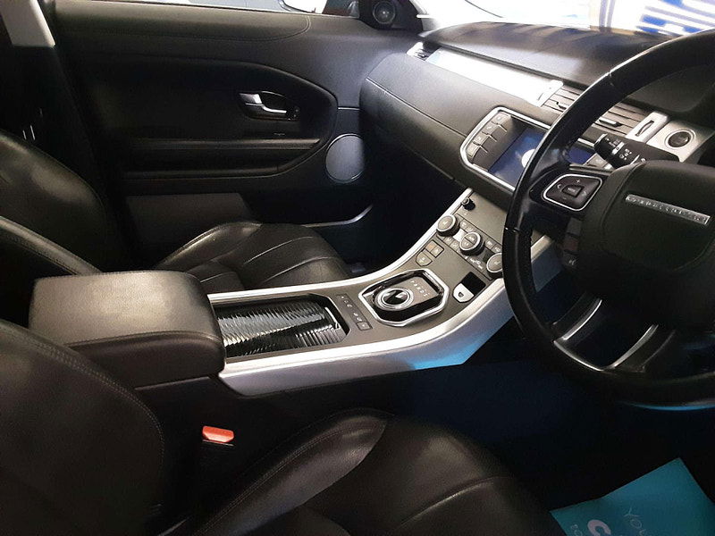 Land Rover Range Rover Evoque 2.0 Range Rover Evoque SE Tech TD4 Auto 4WD 5dr 5dr Automatic 2025