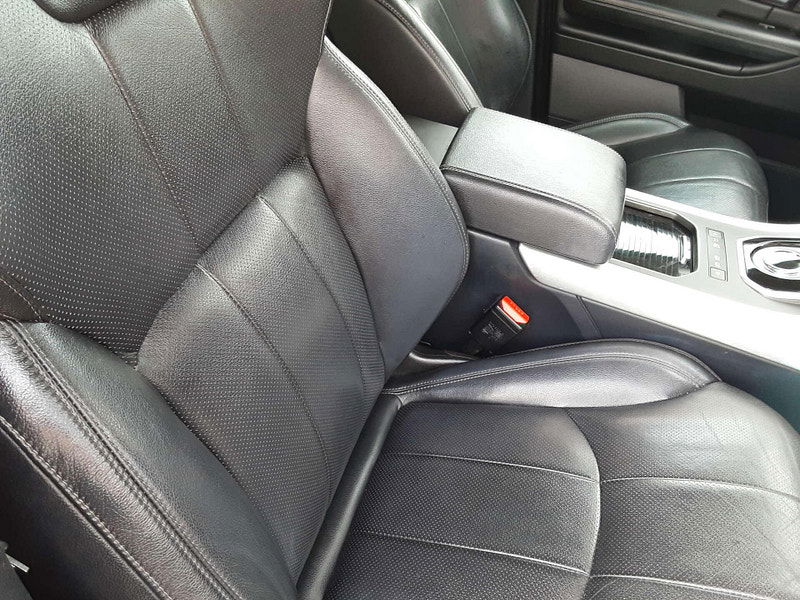 Land Rover Range Rover Evoque 2.0 Range Rover Evoque SE Tech TD4 Auto 4WD 5dr 5dr Automatic 2025