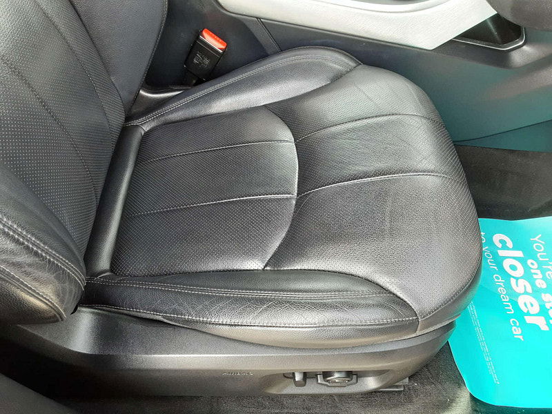 Land Rover Range Rover Evoque 2.0 Range Rover Evoque SE Tech TD4 Auto 4WD 5dr 5dr Automatic 2025