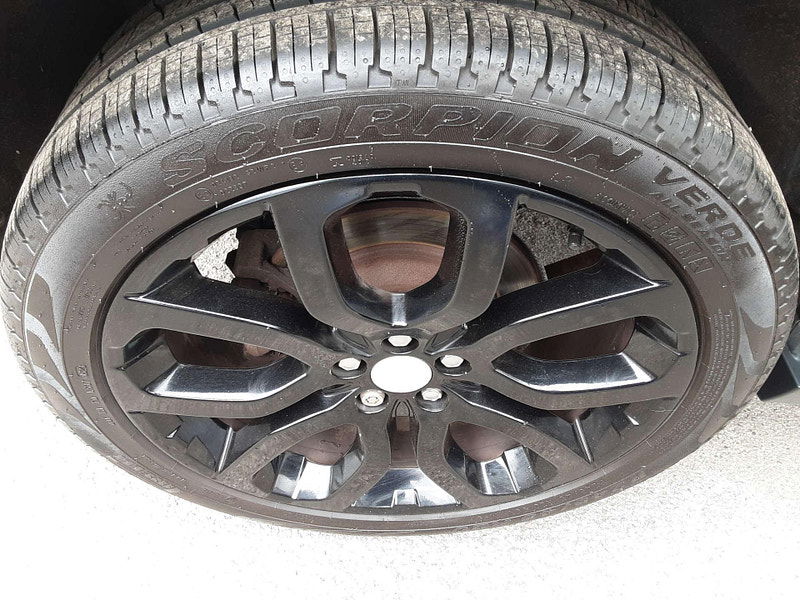 Land Rover Range Rover Evoque 2.2 Range Rover Evoque Dynamic SD4 Auto 4WD 5dr 5dr Automatic 2025
