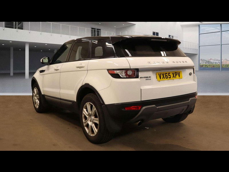 Land Rover Range Rover Evoque 2.2 Range Rover Evoque Pure SD4 4WD 5dr 5dr Manual 2025