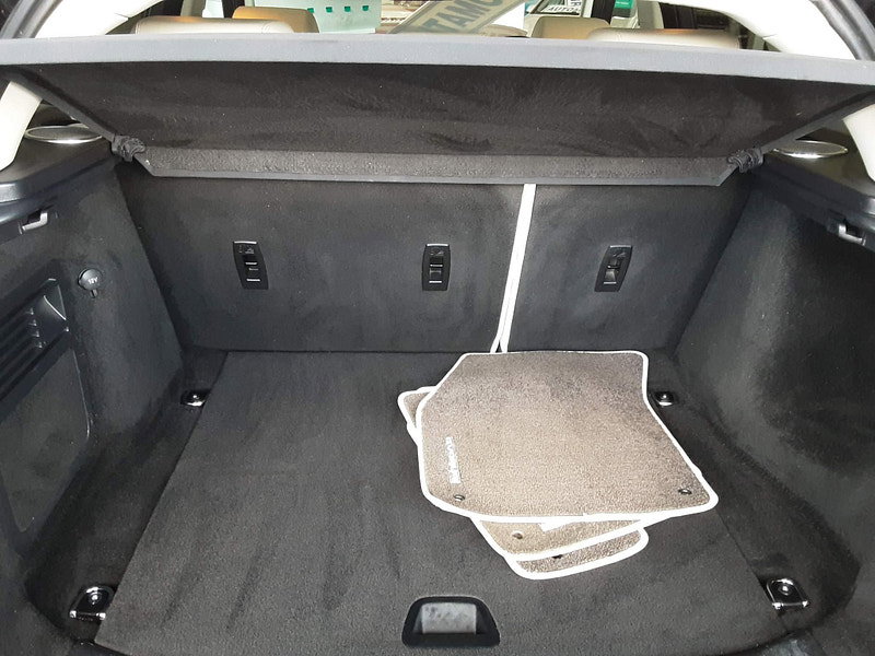 Land Rover Range Rover Evoque 2.2 SD4 Autobiography Auto 4WD Euro 5 (s/s) 5dr 5dr Automatic 2026