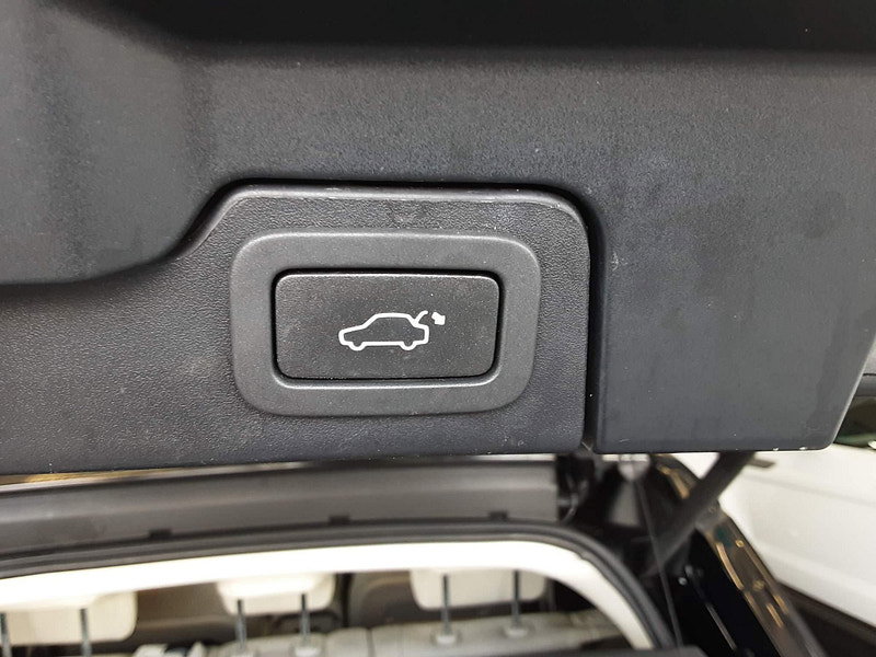 Land Rover Range Rover Evoque 2.2 SD4 Autobiography Auto 4WD Euro 5 (s/s) 5dr 5dr Automatic 2026