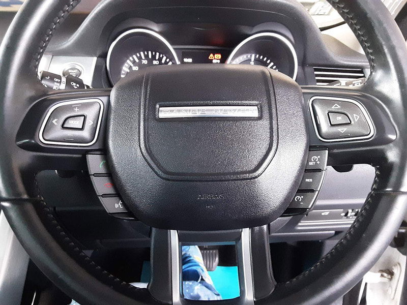 Land Rover Range Rover Evoque 2.2 SD4 Pure Tech Auto 4WD Euro 5 (s/s) 5dr 5dr Automatic 2025