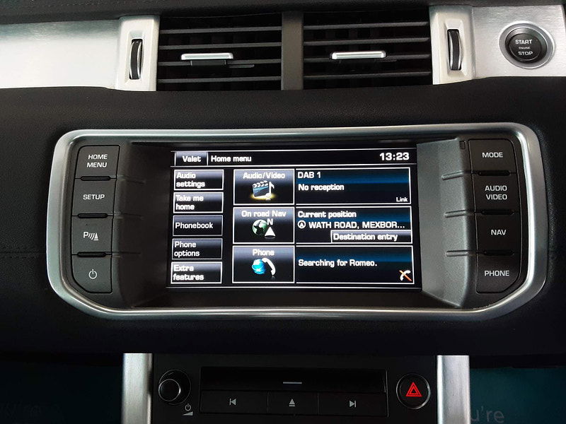 Land Rover Range Rover Evoque 2.2 SD4 Pure Tech Auto 4WD Euro 5 (s/s) 5dr 5dr Automatic 2025