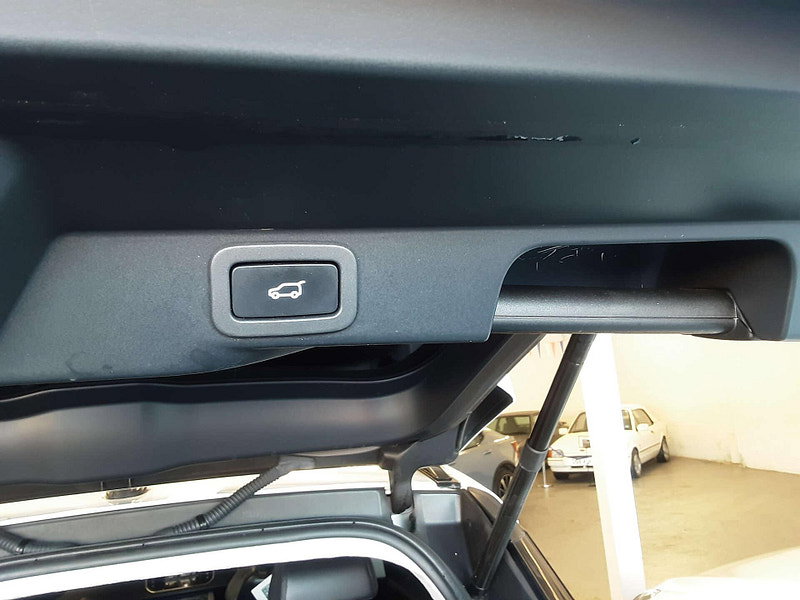 Land Rover Range Rover Sport 3.0 Range Rover Sport Autobiography Dynamic SDV6 Auto 4WD 5dr 5dr Automatic 2026