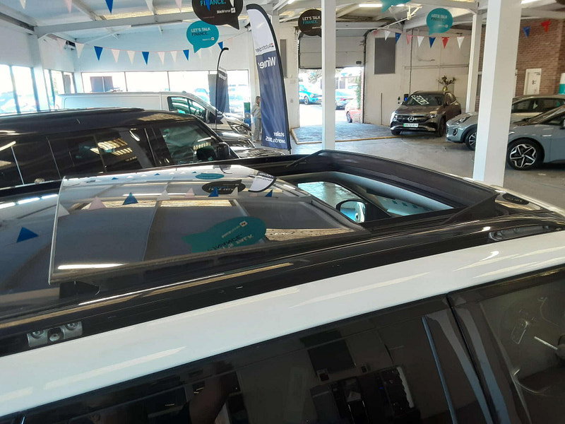 Land Rover Range Rover Sport 3.0 Range Rover Sport Autobiography Dynamic SDV6 Auto 4WD 5dr 5dr Automatic 2026