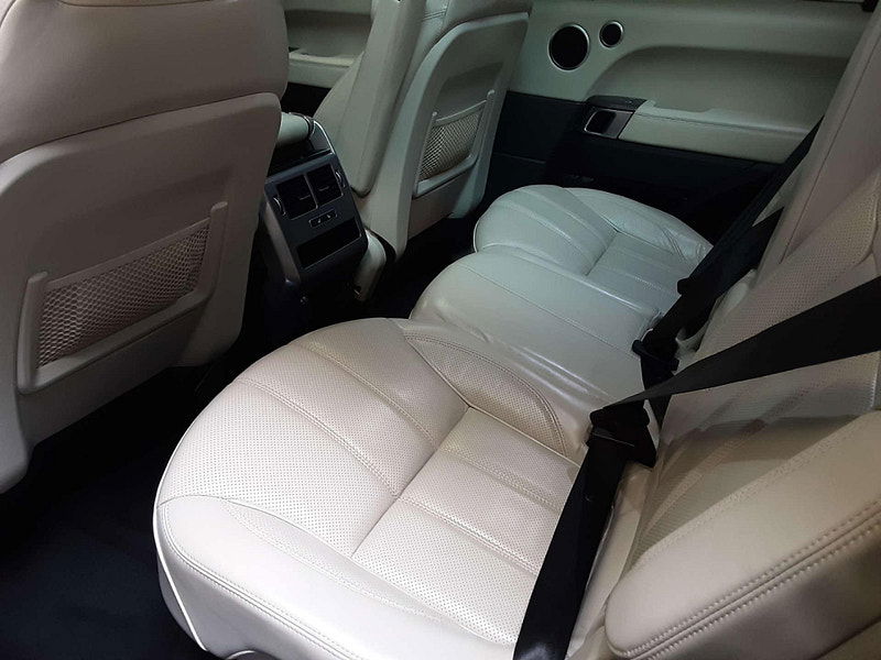 Land Rover Range Rover Sport 3.0 Range Rover Sport HSE SDV6 Auto 4WD 5dr 5dr Automatic 2025
