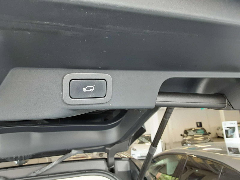 Land Rover Range Rover Sport 3.0 Range Rover Sport HSE SDV6 Auto 4WD 5dr 5dr Automatic 2026