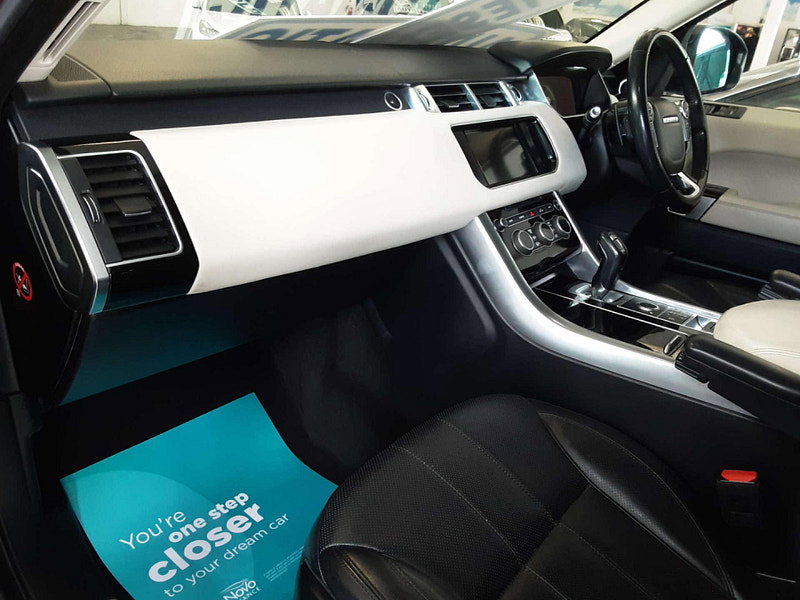 Land Rover Range Rover Sport 3.0 Range Rover Sport HSE SDV6 Auto 4WD 5dr 5dr Automatic 2026