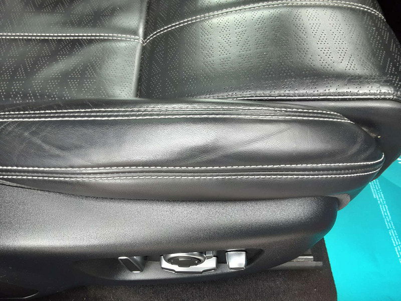 Land Rover Range Rover Velar 2.0 Range Rover Velar R-Dynamic HSE D240 Auto 4WD 5dr 5dr Automatic 2025