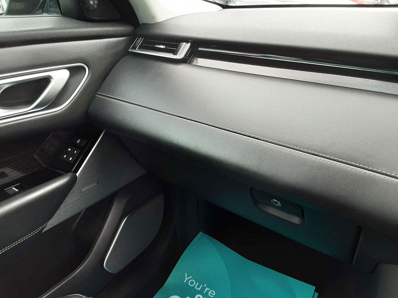 Land Rover Range Rover Velar 2.0 Range Rover Velar R-Dynamic HSE D240 Auto 4WD 5dr 5dr Automatic 2025