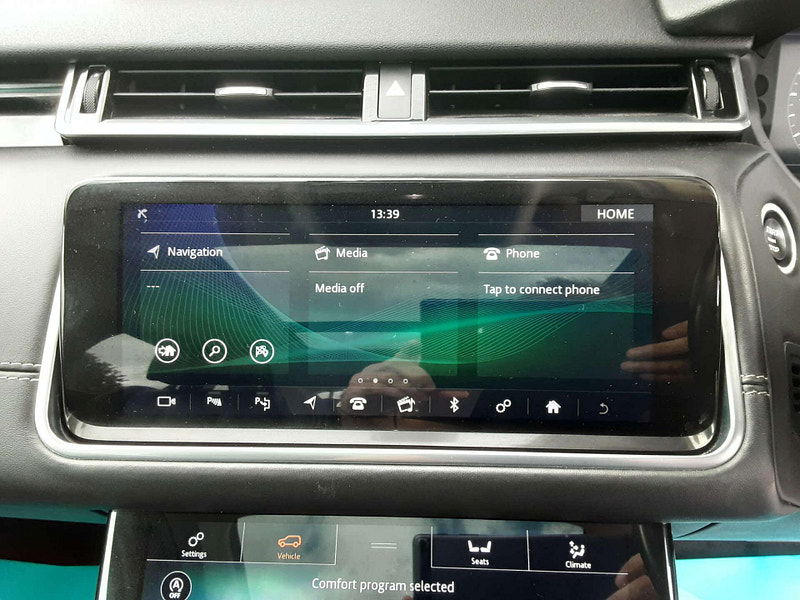 Land Rover Range Rover Velar 2.0 Range Rover Velar R-Dynamic HSE D240 Auto 4WD 5dr 5dr Automatic 2025