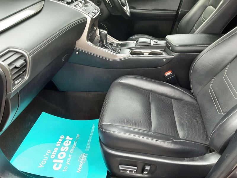 Lexus NX 2.5 NX 300h Premium CVT 4WD 5dr 5dr Automatic 2026