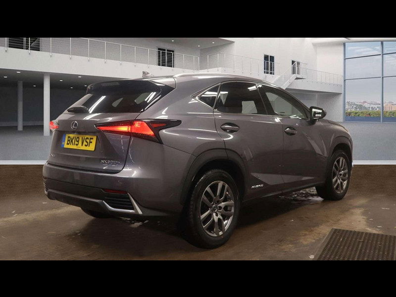Lexus NX 2.5 NX 300h Premium CVT 4WD 5dr 5dr Automatic 2026