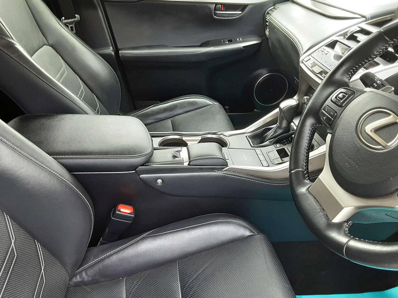 Lexus NX 2.5 NX 300h Premium CVT 4WD 5dr 5dr Automatic 2026