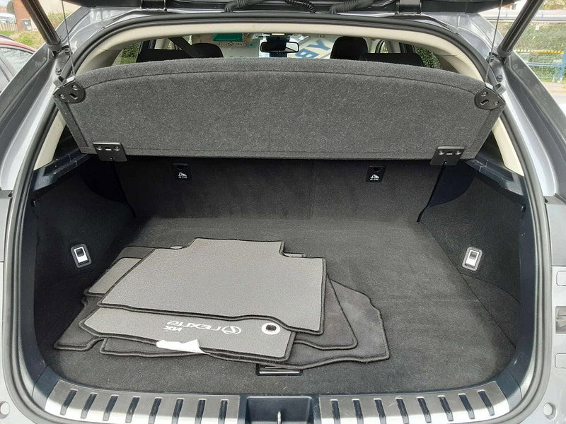 Lexus NX 2.5 NX 300h Premium CVT 4WD 5dr 5dr Automatic 2026