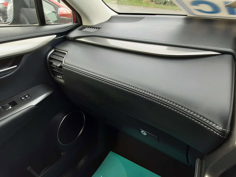 Lexus NX 2.5 NX 300h Premium CVT 4WD 5dr 5dr Automatic 2026