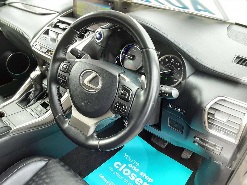 Lexus NX 2.5 NX 300h Premium CVT 4WD 5dr 5dr Automatic 2026