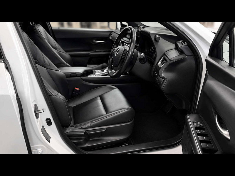 Lexus Ux 2.0 UX 250H F Sport Design 4x2 CVT 5dr 5dr Automatic 2026