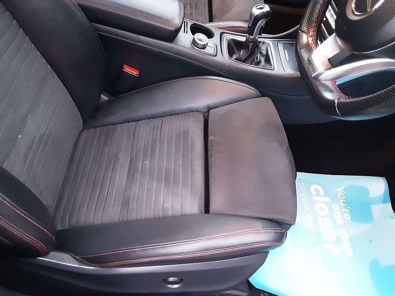 Mercedes-Benz A-CLASS 1.5 A 180 D AMG Line Premium+ 5dr 5dr Manual 2025