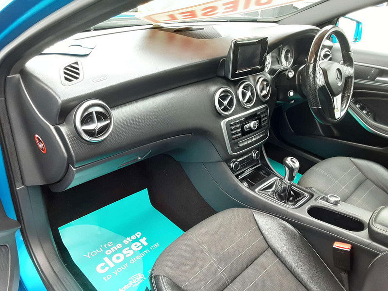 Mercedes-Benz A-CLASS 1.5 A180 BlueEfficiency Sport CDi 5dr 5dr Manual 2025