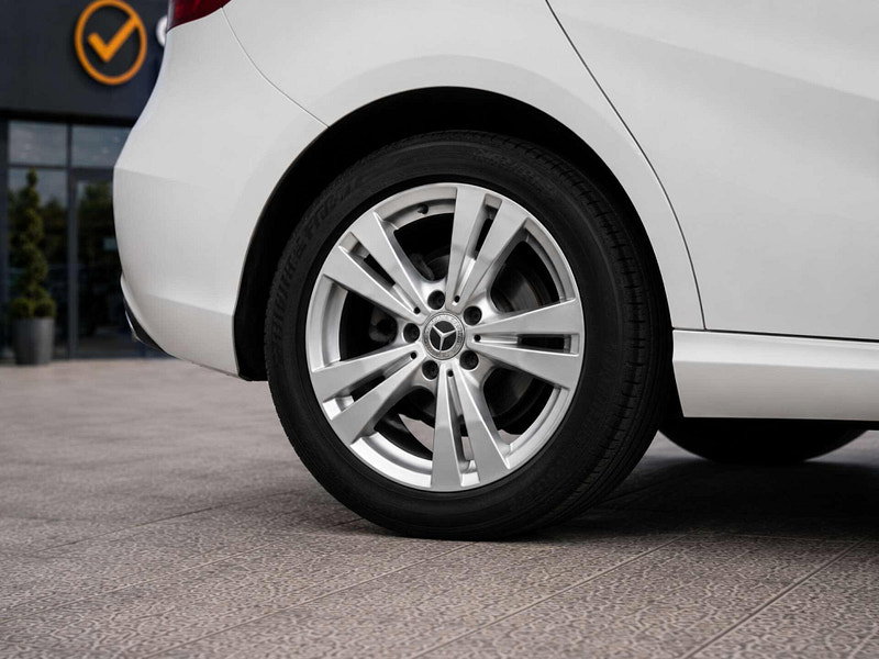Mercedes-Benz A-CLASS 1.6 A 160 Sport Auto 5dr 5dr Automatic 2026
