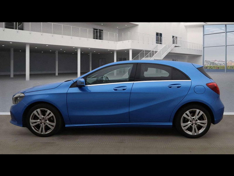 Mercedes-Benz A-CLASS 1.6 A 180 Sport Executive 5dr 5dr Manual 2025