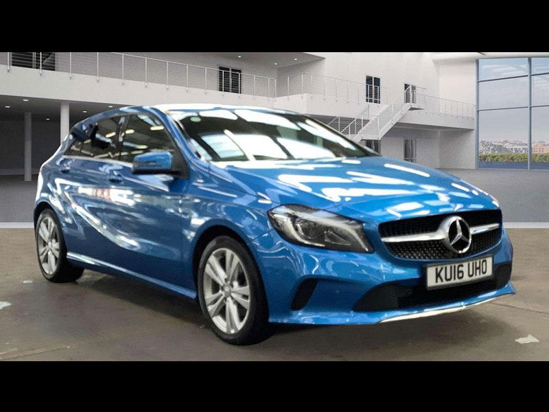 Mercedes-Benz A-CLASS 2.1 A 200 D Sport Premium Auto 5dr 5dr Automatic 2025