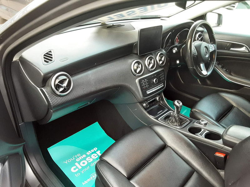 Mercedes-Benz A Class 2.1 A200d Sport (Executive) Euro 6 (s/s) 5dr 5dr Manual 2025