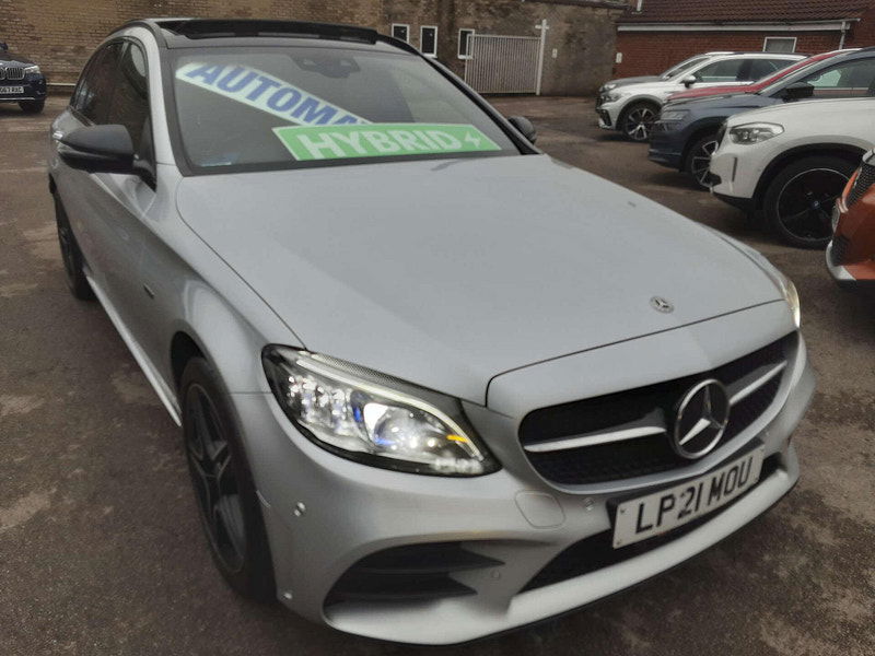 Mercedes-Benz C-Class 2.0 C 300 AMG Line Night Edition Premium+ de Auto 5dr 5dr Automatic 2026