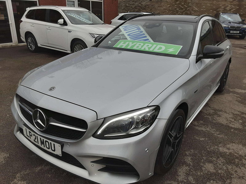 Mercedes-Benz C-Class 2.0 C 300 AMG Line Night Edition Premium+ de Auto 5dr 5dr Automatic 2026