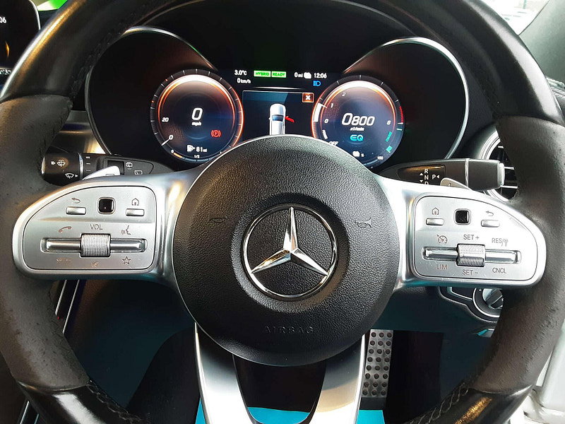 Mercedes-Benz C-Class 2.0 C 300 AMG Line Night Edition Premium+ de Auto 5dr 5dr Automatic 2026