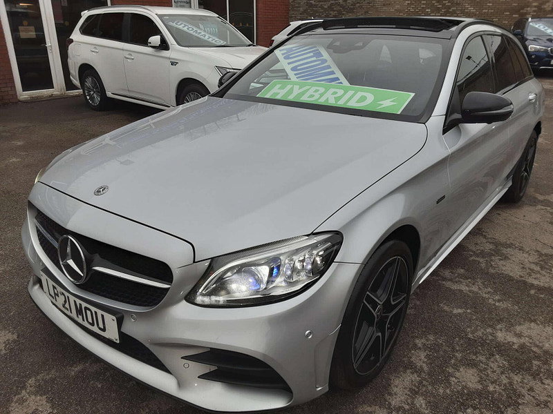 Mercedes-Benz C-Class 2.0 C 300 AMG Line Night Edition Premium+ de Auto 5dr 5dr Automatic 2026