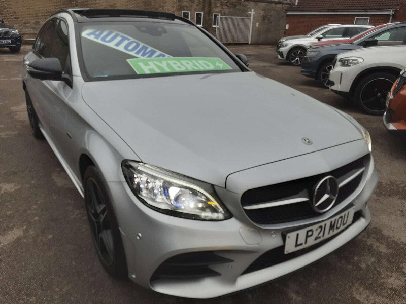 Mercedes-Benz C-Class 2.0 C 300 AMG Line Night Edition Premium+ de Auto 5dr 5dr Automatic 2026