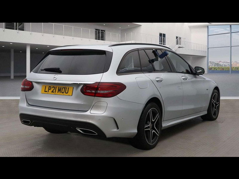 Mercedes-Benz C-Class 2.0 C 300 AMG Line Night Edition Premium+ de Auto 5dr 5dr Automatic 2026