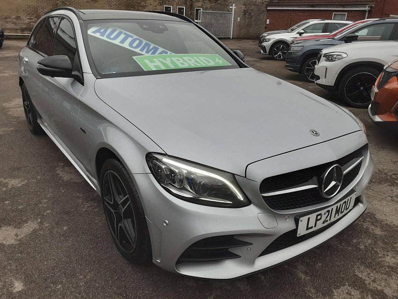 Mercedes-Benz C-Class 2.0 C 300 AMG Line Night Edition Premium+ de Auto 5dr 5dr Automatic 2026