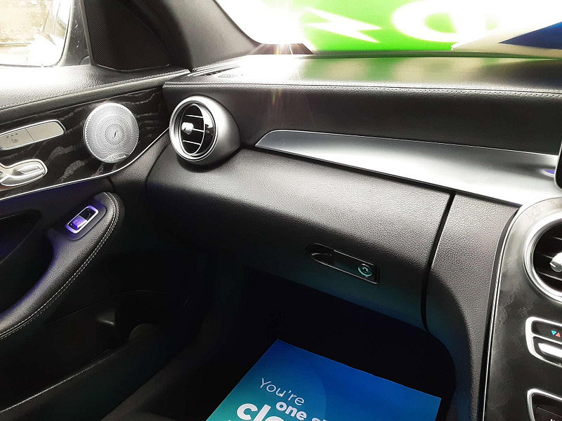 Mercedes-Benz C-Class 2.0 C 300 AMG Line Night Edition Premium+ de Auto 5dr 5dr Automatic 2026