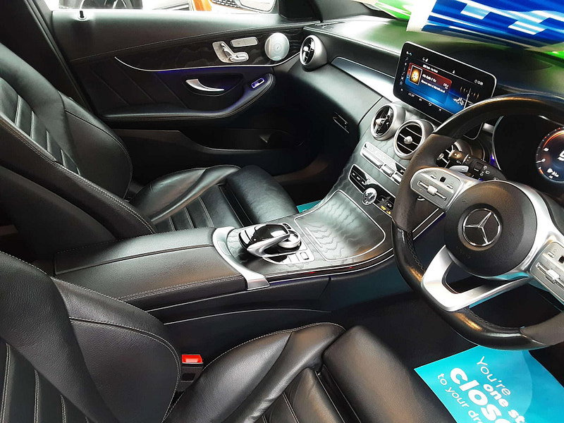 Mercedes-Benz C-Class 2.0 C 300 AMG Line Night Edition Premium+ de Auto 5dr 5dr Automatic 2026